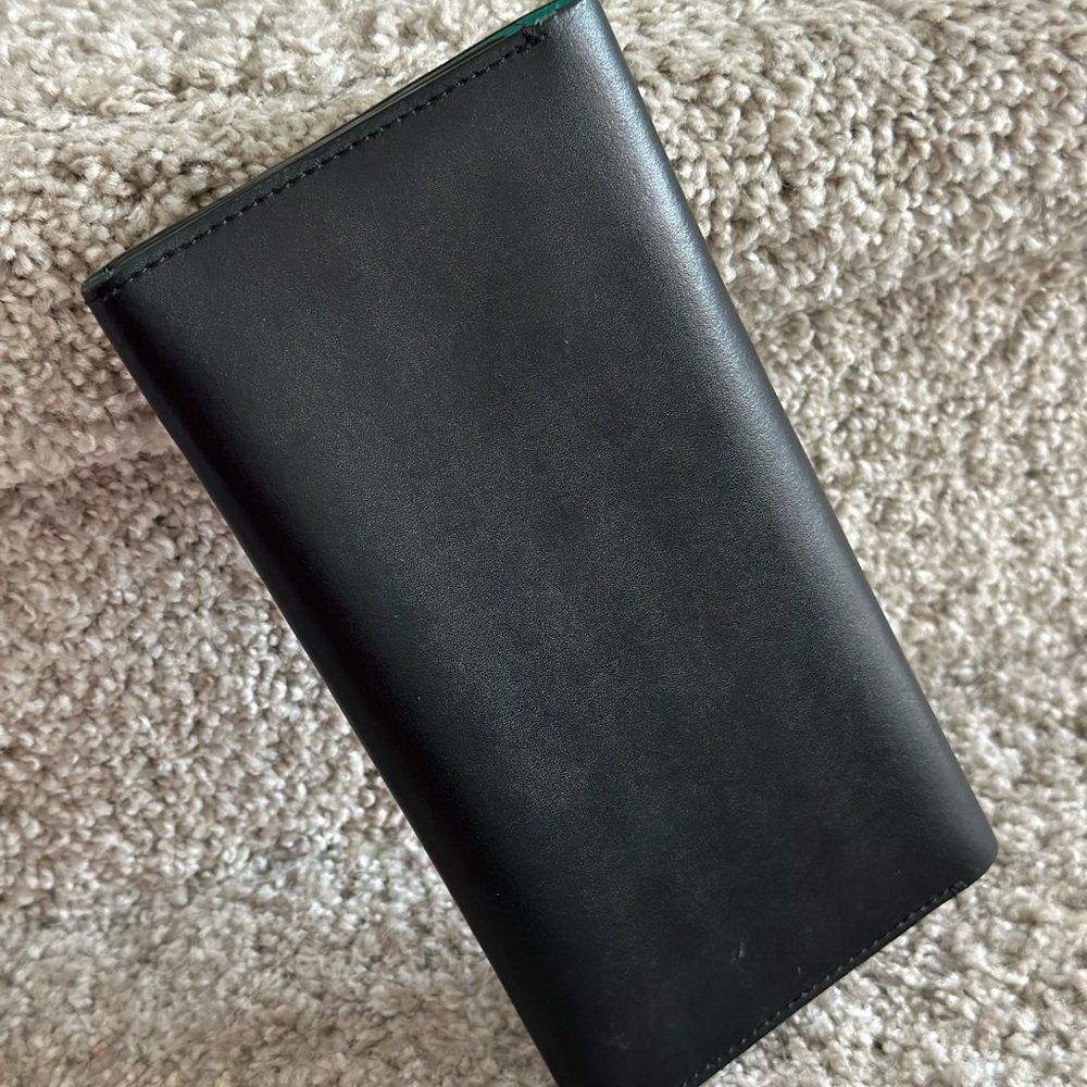 Kate Spade Smooth Black Leather Wallet Sleek Minimalist Design - Picture 3 of 8